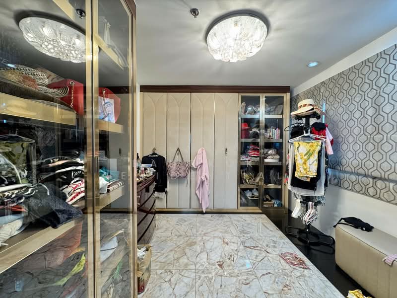 Baan Sathon, Bangkok, 57 Ngam Duphli Alley, Thung Maha Mek, Sathon, Bangkok, 4 Bedrooms, 277 sqm, Condo For Sale, by Bangkok Residential, 500406641 - DDproperty.com