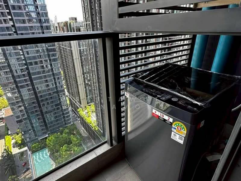 One9Five Asoke-Rama 9, Bangkok, 195 Soi Rama 9 Soi 5, Huai Khwang, Bangkok, 1 Bedroom, 43 sqm, Condo For Rent, by Settawut Leenavong, 500406649 - DDproperty.com