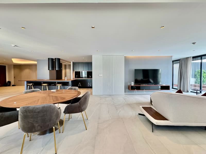 Crystal Garden, Bangkok, 217 Sukhumvit 4 Alley, Khlong Toei, Bangkok, 3 Bedrooms, 300 sqm, Condo For Sale, by Bangkok Residential, 500406700 - DDproperty.com