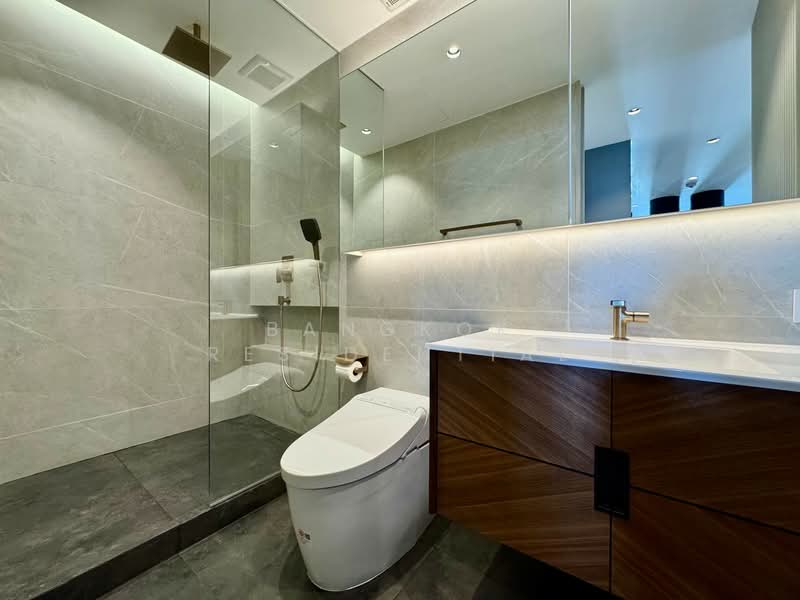 Crystal Garden, Bangkok, 217 Sukhumvit 4 Alley, Khlong Toei, Bangkok, 3 Bedrooms, 300 sqm, Condo For Sale, by Bangkok Residential, 500406700 - DDproperty.com