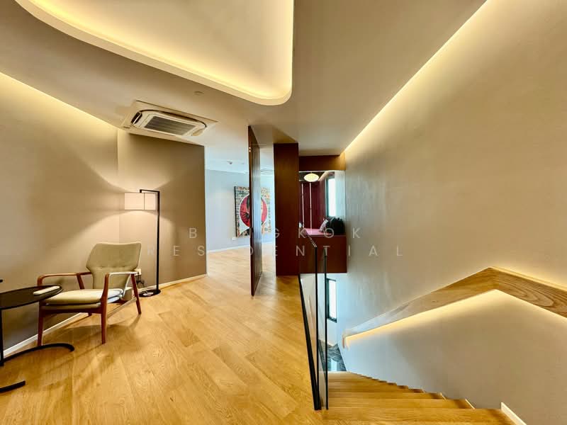 Crystal Garden, Bangkok, 217 Sukhumvit 4 Alley, Khlong Toei, Bangkok, 3 Bedrooms, 300 sqm, Condo For Sale, by Bangkok Residential, 500406700 - DDproperty.com