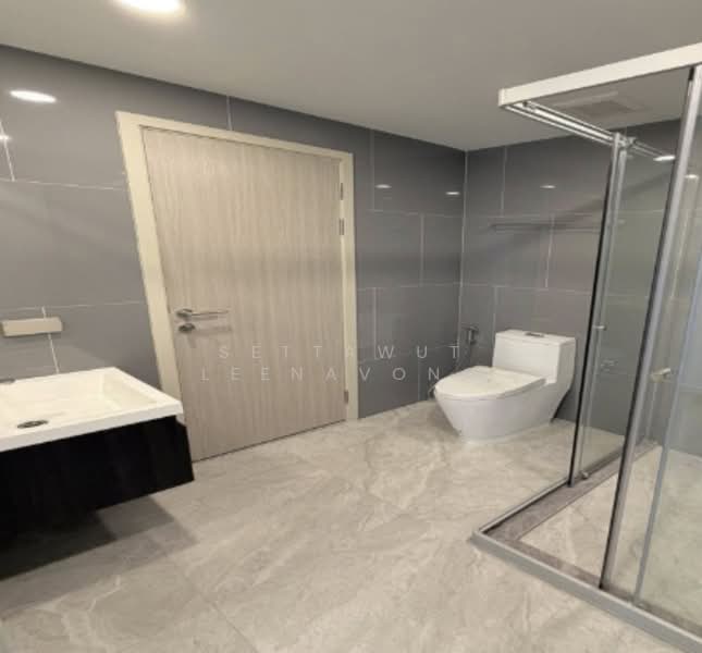 ESQUE Sukhumvit 101/1, Bangkok, Soi Wachiratham Sathit 25, Bang Chak, Phra Khanong, Bangkok, 2 Bedrooms, 38 sqm, Condo For Rent, by Settawut Leenavong, 500406732 - DDproperty.com