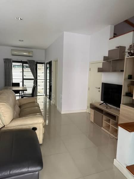 Flora Wongsawang, Nonthaburi, Krungthep-Nonthaburi Road, Bang Khen, Muang Nonthaburi, Nonthaburi, 3 Bedrooms, 178 sqm, Townhouse For Rent, by Connex Property, 500406769 - DDproperty.com