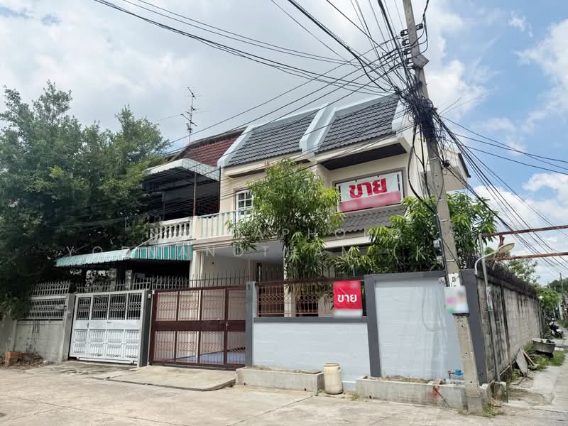 Home soi charan sanitwong 35, Bangkok, แก้วเงินทอง, Bang Khun Sri, Bangkok Noi, Bangkok, 4 Bedrooms, 172 sqm, Semi-Detached House (Twin House) For Sale, by NATTAPHONG Yodmanotham (K. Book), 500406778 - DDproperty.com