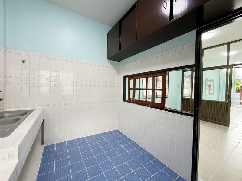Home soi charan sanitwong 35, Bangkok, แก้วเงินทอง, Bang Khun Sri, Bangkok Noi, Bangkok, 4 Bedrooms, 172 sqm, Semi-Detached House (Twin House) For Sale, by NATTAPHONG Yodmanotham (K. Book), 500406778 - DDproperty.com