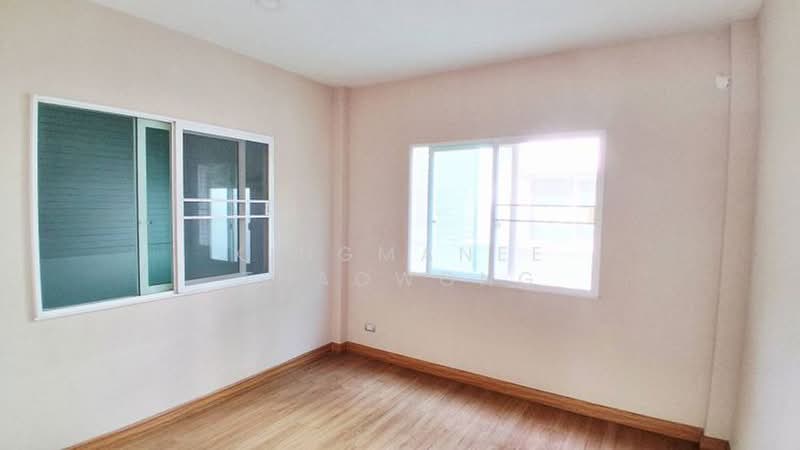The Centro Watcharapol, Bangkok, Sukhaphiban 5 Road, O-Ngoen, Sai Mai, Bangkok, 4 Bedrooms, 220 sqm, Single Detached House For Sale, by Kingmanee Thaowong, 500406787 - DDproperty.com