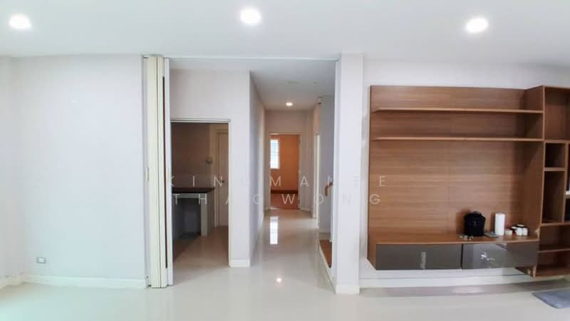 The Centro Watcharapol, Bangkok, Sukhaphiban 5 Road, O-Ngoen, Sai Mai, Bangkok, 4 Bedrooms, 220 sqm, Single Detached House For Sale, by Kingmanee Thaowong, 500406787 - DDproperty.com