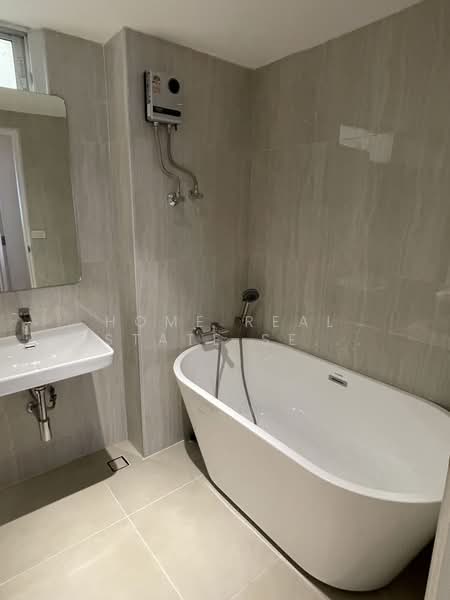 Thonglor Tower, Bangkok, Soi Thonglor, Sukhumvit 55 Road, Khlongtoei Nua, Watthana, Bangkok, 2 Bedrooms, 93 sqm, Condo For Rent, by HOME Real Estate Service, 500406804 - DDproperty.com