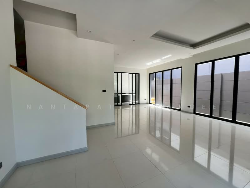 บ้านสามชั้น ลาดพร้าว101, กรุงเทพ, ลาดพร้าว101, คลองเจ้าคุณสิงห์, วังทองหลาง, กรุงเทพ, 270 ตร.ม., บ้านเดี่ยว ขาย, โดย Nantapat Warakdee, 500406842 - DDproperty.com