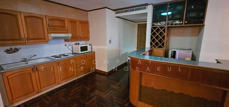 Lake Avenue Sukhumvit 16, Bangkok, Soi Sammitr Sukhumvit Road, Khlong Tan Nua, Watthana, Bangkok, 2 Bedrooms, 128 sqm, Condo For Sale, by Poomphat Tienthongsakul, 500406879 - DDproperty.com
