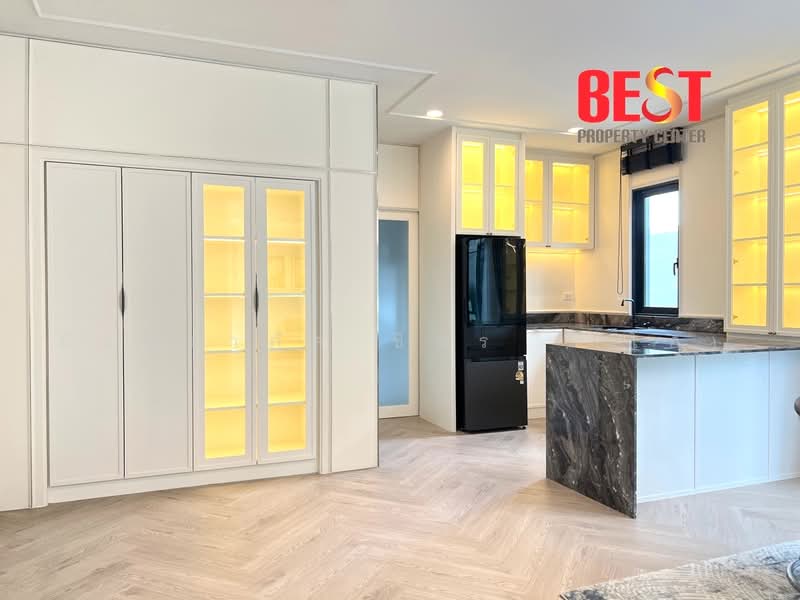 Setthasiri Wongwaen-Chatuchot, Bangkok, 1353 Sam Wa Tawan Tok, Sam Wa Tawan Tok, Khlong Sam Wa, Bangkok, 4 Bedrooms, 340 sqm, Single Detached House For Sale, by Aksarapak Chittara, 500406908 - DDproperty.com