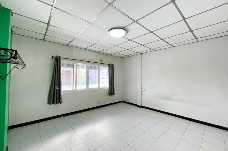 Wangthong House Nawamin 57 : วังทองเฮ้าส์ นวมินทร์ 57, กรุงเทพ, ซอยนวมินทร์ 57 ถนนนวมินทร์, คลองกุ่ม, บึงกุ่ม, กรุงเทพ, 150 ตร.ม., ทาวน์เฮ้าส์ ขาย, โดย ชนะชาติ นนท์ตา, 500406936 - DDproperty.com