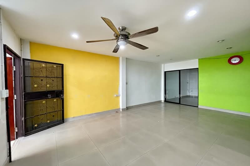Wangthong House Nawamin 57 : วังทองเฮ้าส์ นวมินทร์ 57, กรุงเทพ, ซอยนวมินทร์ 57 ถนนนวมินทร์, คลองกุ่ม, บึงกุ่ม, กรุงเทพ, 150 ตร.ม., ทาวน์เฮ้าส์ ขาย, โดย ชนะชาติ นนท์ตา, 500406936 - DDproperty.com