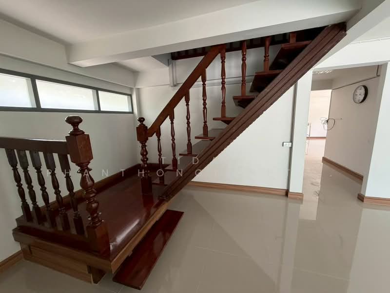 For Rent: Office in Lasalle, 101 sq.wa, 270 sq.m., Bangkok, Bang Na Tai, Bang Na, Bangkok, , 270 sqm, Office Space For Rent, by Tida phanthonglarptawee, 500406997 - DDproperty.com