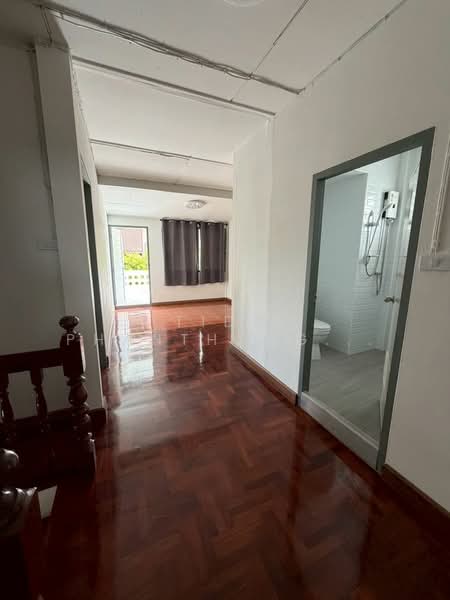 For Rent: Office in Lasalle, 101 sq.wa, 270 sq.m., Bangkok, Bang Na Tai, Bang Na, Bangkok, , 270 sqm, Office Space For Rent, by Tida phanthonglarptawee, 500406997 - DDproperty.com