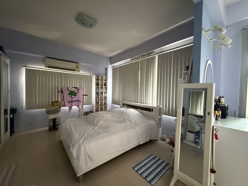 ลาดพร้าว 130, กรุงเทพ, ไดรฟ์อนสแควร์ 4, คลองจั่น, บางกะปิ, กรุงเทพ, 200 ตร.ม., ตึกแถว-อาคารพาณิชย์ ขาย, โดย นิธินันท์ ชานวาทิกบุศย์, 500407023 - DDproperty.com