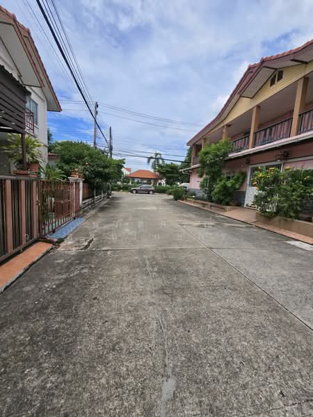 บ้านฟ้าปิยรมย์ พรีเมียร์ พาร์ค เฟส 10 : Baan Fah Piyarom Premier Park Phase 10, ปทุมธานี, บึงคำพร้อย, ลำลูกกา, ปทุมธานี, 120 ตร.ม., บ้านแฝด ขาย, โดย นภัสศรณ์ วงศ์สินไทยกร (นันท์), 500407024 - DDproperty.com