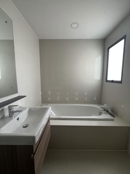 The Metro Chaengwattana, Nonthaburi, Khlong Phra Udom, Pak Kret, Nonthaburi, 4 Bedrooms, 150 sqm, Townhouse For Rent, by Sireekan Sirichawanphong, 500407031 - DDproperty.com
