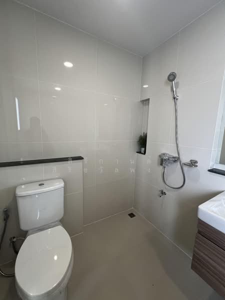 The Metro Chaengwattana, Nonthaburi, Khlong Phra Udom, Pak Kret, Nonthaburi, 4 Bedrooms, 150 sqm, Townhouse For Rent, by Sireekan Sirichawanphong, 500407031 - DDproperty.com