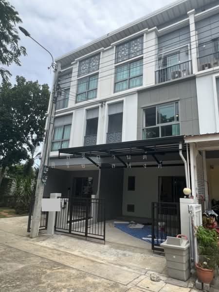 The Metro Chaengwattana, Nonthaburi, Khlong Phra Udom, Pak Kret, Nonthaburi, 4 Bedrooms, 150 sqm, Townhouse For Rent, by Sireekan Sirichawanphong, 500407031 - DDproperty.com