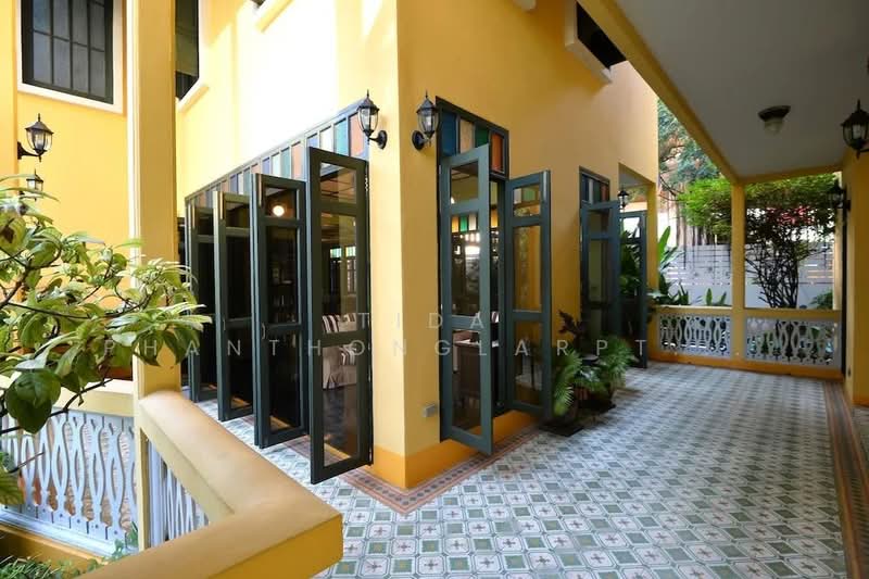 For Sale: Hotel in Sathorn, 161.8 sq.w. (597.02 sq.m.), Bangkok, Yan Nawa, Sathon, Bangkok, , 597 sqm, Business For Sale, by Tida phanthonglarptawee, 500407033 - DDproperty.com