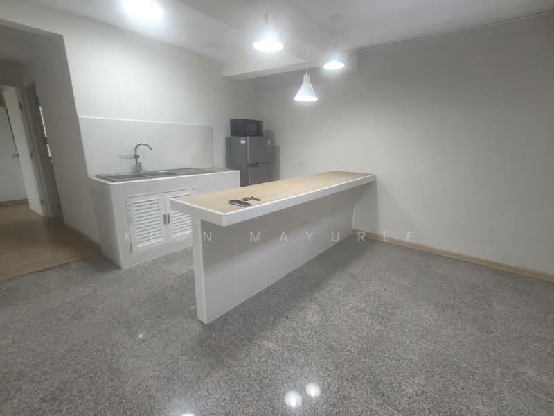 Atmoz Oasis Onnut, Bangkok, Soi On Nut 66/1, On Nut Road, Suan Luang, Bangkok, 2 Bedrooms, 66 sqm, Condo For Rent, by Khun Mayuree, 500407066 - DDproperty.com