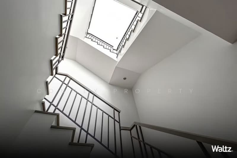 Aerie Srinakarin-Krungthepkreetha, Bangkok, Srinakarin - Romklao Road, Khlong Song Ton Nun, Lat Krabang, Bangkok, 5 Bedrooms, 350 sqm, Single Detached House For Rent, by Connex Property, 500407078 - DDproperty.com