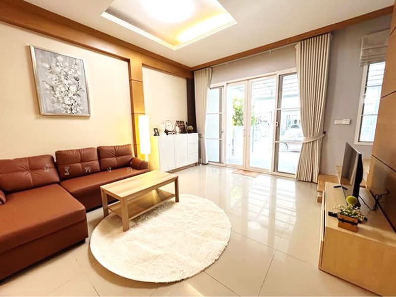 Baan Klang Muang S-Sense Rama 9-Ladprao : บ้านกลางเมือง เอสเซ้นส์ พระราม 9-ลาดพร้าว, กรุงเทพ, ซอยลาดพร้าว 84 ถนนลาดพร้าว, วังทองหลาง, กรุงเทพ, 180 ตร.ม., ทาวน์เฮ้าส์ ให้เช่า, โดย นัฐพงค์ มณีอัครเนตร, 500407086 - DDproperty.com