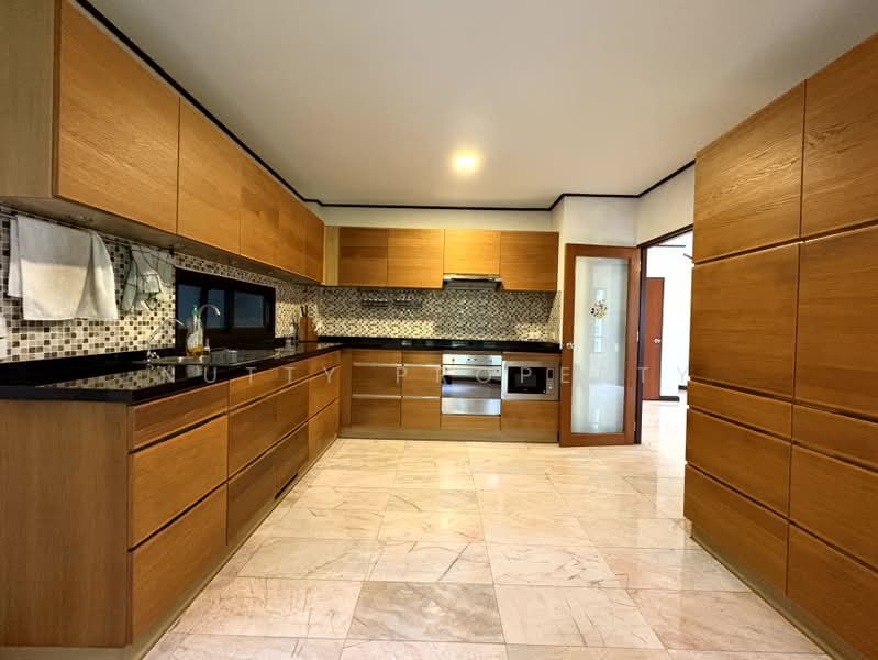 Ladawan Srinakarin, Samut Prakan, Srinakarin Road, Bang Kaeo, Bang Plee, Samut Prakan, 4 Bedrooms, 240 sqm, Single Detached House For Sale, by Nutty Property, 500407091 - DDproperty.com