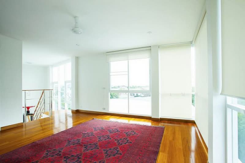 Detached House Chokchai 4 (Pool Villa), Bangkok, โชคชัย 4, Lat Phrao, Bangkok, 3 Bedrooms, 300 sqm, Single Detached House For Rent, by นัฐพงค์ มณีอัครเนตร, 500407092 - DDproperty.com