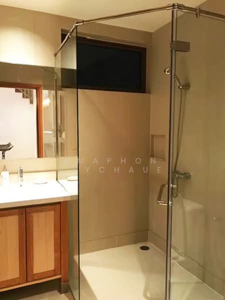The Emporio Place, Bangkok, 93 Soi Sukhumvit 24, Sukhumvit Road, Khong Tan, Khlong Toei, Bangkok, 2 Bedrooms, 127 sqm, Condo For Rent, by Umaphon saychaue, 500407104 - DDproperty.com