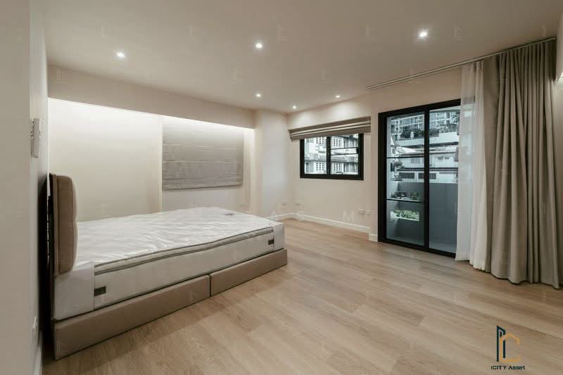 Regent 71 Place, Bangkok, Phra Kanong Nua, Watthana, Bangkok, 5 Bedrooms, 350 sqm, Townhouse For Rent, by Metas M, 500407133 - DDproperty.com