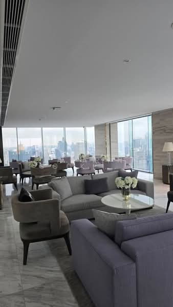 Q1 Sukhumvit, Bangkok, 1 Sukhumvit Road, Khlong Toei, Bangkok, 2 Bedrooms, 113 sqm, Condo For Rent, by Nakarin Sookpaiboon, 500407195 - DDproperty.com