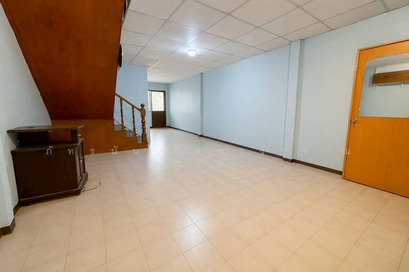 ทาวน์เฮ้าส์ 2 ชั้น หมู่บ้านสวิตา รังสิต, Pathum Thani, Bang Phun, Muang Pathum Thani, Pathum Thani, 2 Bedrooms, 72 sqm, Townhouse For Sale, by ภัทรนัน อิศรางกูร ณ อยุธยา, 500407255 - DDproperty.com