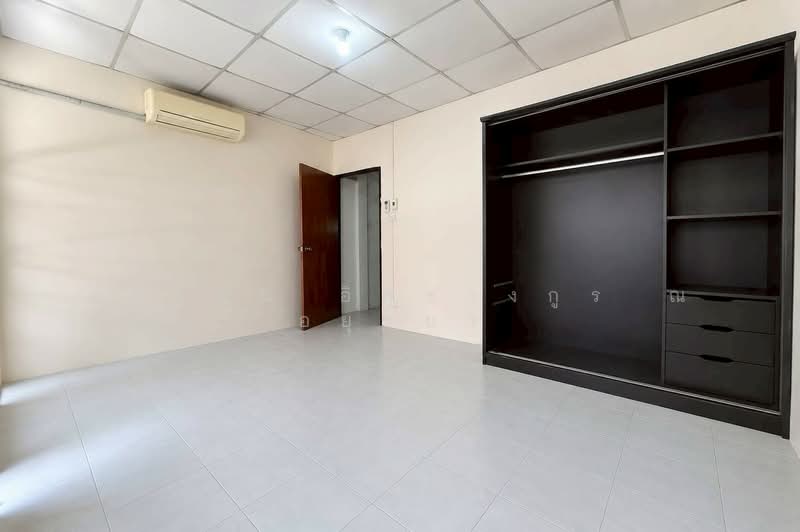 ทาวน์เฮ้าส์ 2 ชั้น หมู่บ้านสวิตา รังสิต, Pathum Thani, Bang Phun, Muang Pathum Thani, Pathum Thani, 2 Bedrooms, 72 sqm, Townhouse For Sale, by ภัทรนัน อิศรางกูร ณ อยุธยา, 500407255 - DDproperty.com