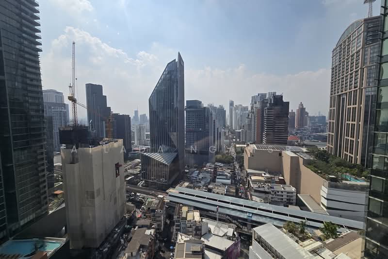 The Diplomat 39, Bangkok, 18 Soi Sukhumvit 39, Sukhumvit Road, Khlong Tan Nua, Watthana, Bangkok, 3 Bedrooms, 150 sqm, Condo For Rent, by Ailada Ngamsri, 500407285 - DDproperty.com