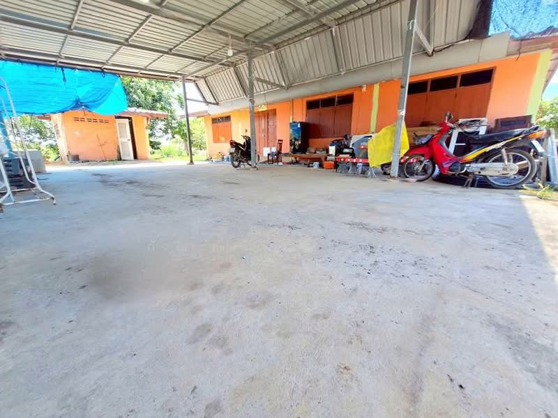 ขาย บ้านเดี่ยว 2 ไร่ 38 ตร.ว ไทรใหญ่, Nonthaburi, Sai Yai, Sai Noi, Nonthaburi, 3 Bedrooms, 1,000 sqm, Single Detached House For Sale, by กรณวัสส์ กัณฑวัสส์วงส์, 500407286 - DDproperty.com