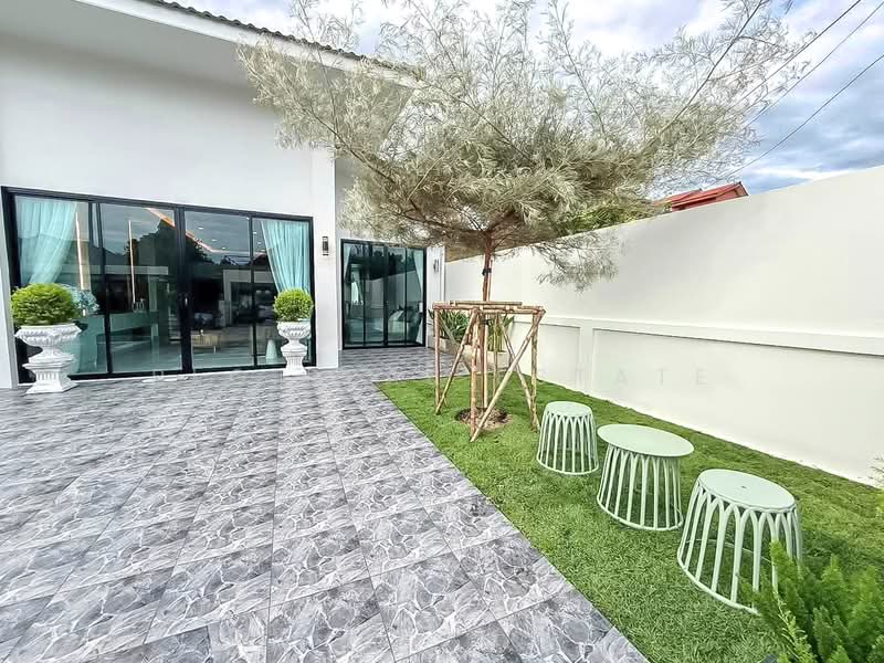 Luxury Pool Villa for Sale Mabprachan East Pattaya 3 Bedroom, Chon Buri (Pattaya), Nong Pru, Bang Lamung (Pattaya), Chon Buri (Pattaya), 3 Bedrooms, 258 sqm, Villa For Sale, by PLC real estate, 500407291 - DDproperty.com