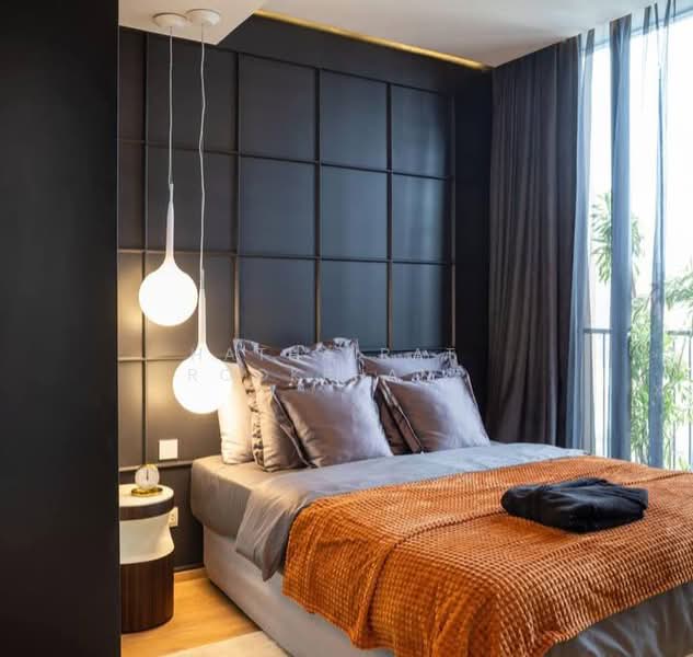 Noble Around Sukhumvit 33, Bangkok, 17 Soi Sukhumvit 33, Khlong Tan Nua, Watthana, Bangkok, 2 Bedrooms, 55 sqm, Condo For Rent, by Hathairat Rookphan, 500407315 - DDproperty.com