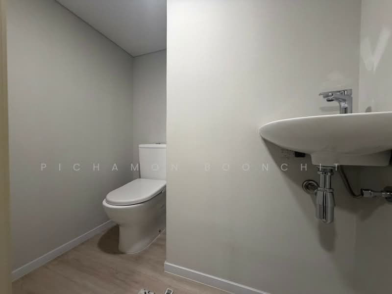 Landmark @ Grand Station By Siamese Asset, Bangkok, Ram Inthra Road, Khan Na Yao, Bangkok, 2 Bedrooms, 40 sqm, Condo For Sale, by Pichamon Boonchit, 500407329 - DDproperty.com