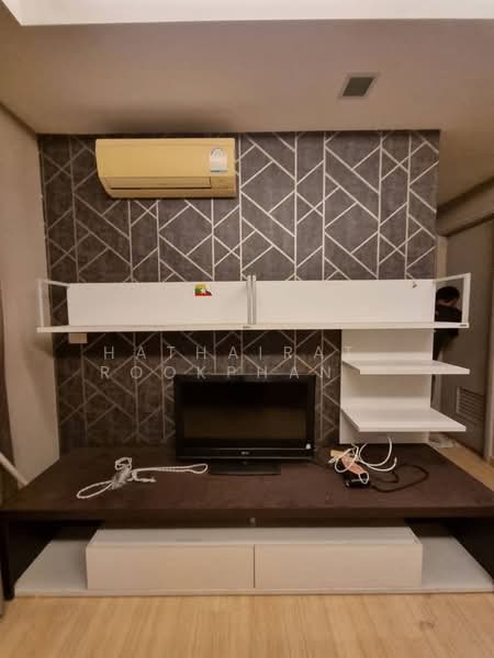 Thru Thonglor, Bangkok, Petchaburi Road, Bang Kapi, Huai Khwang, Bangkok, 1 Bedroom, 37 sqm, Condo For Sale, by Hathairat Rookphan , 500407331 - DDproperty.com