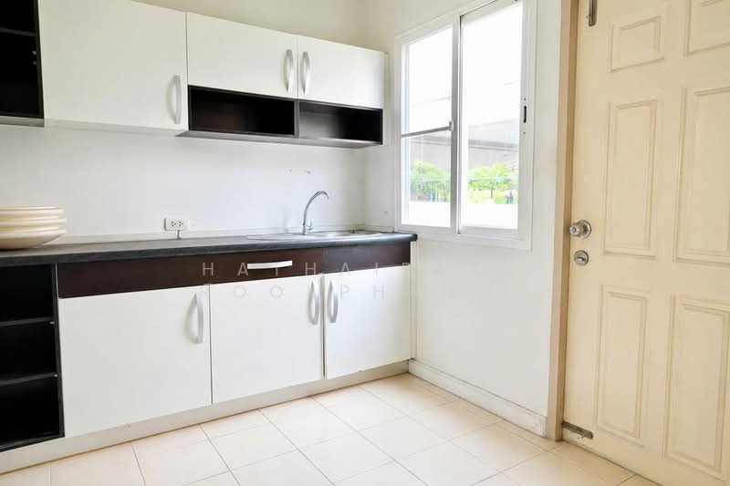 Supalai Ville Laksi – Don Muang, Bangkok, Chang Akat Uthit Road, Sanam Bin, Don Mueang, Bangkok, 3 Bedrooms, 213 sqm, Townhouse For Sale, by Hathairat Rookphan , 500407337 - DDproperty.com