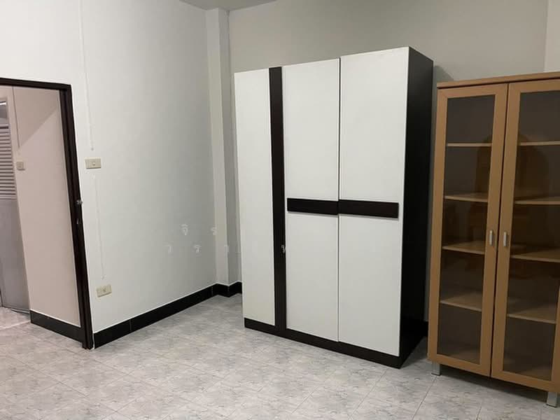 สุภาวัลย์ หทัยราษฎร์, Bangkok, หทัยราษฎร์, Bang Chun, Khlong Sam Wa, Bangkok, 2 Bedrooms, 130 sqm, Townhouse For Sale, by จิระเมศร์ วราสิทธิ์สิริ, 500407371 - DDproperty.com