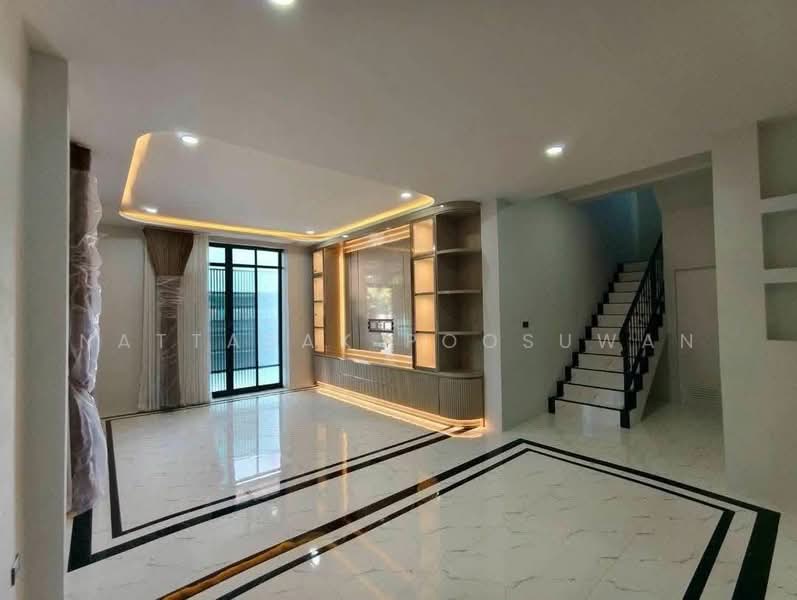 4-BR House, Chon Buri (Pattaya), Nong Pla Lai, Bang Lamung (Pattaya), Chon Buri (Pattaya), 4 Bedrooms, 195 sqm, Single Detached House For Sale, by Nattasak Poosuwan, 500407428 - DDproperty.com