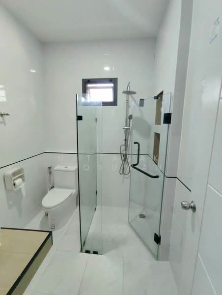 4-BR House, Chon Buri (Pattaya), Nong Pla Lai, Bang Lamung (Pattaya), Chon Buri (Pattaya), 4 Bedrooms, 195 sqm, Single Detached House For Sale, by Nattasak Poosuwan, 500407428 - DDproperty.com