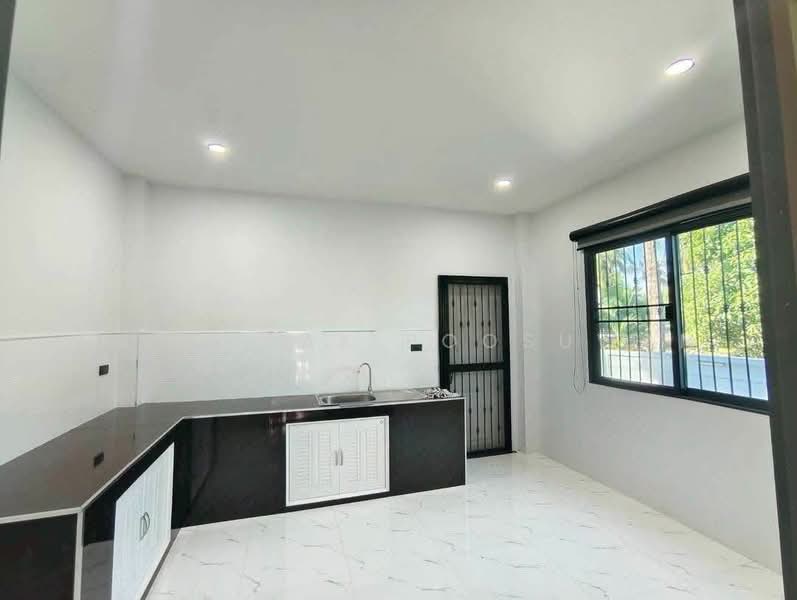 4-BR House, Chon Buri (Pattaya), Nong Pla Lai, Bang Lamung (Pattaya), Chon Buri (Pattaya), 4 Bedrooms, 195 sqm, Single Detached House For Sale, by Nattasak Poosuwan, 500407428 - DDproperty.com
