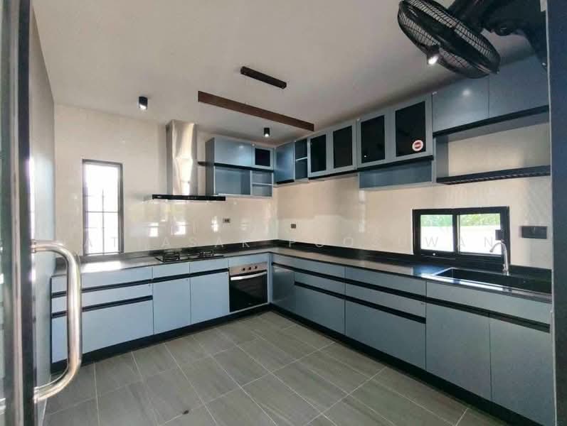 4-BR House, Chon Buri (Pattaya), Nong Pla Lai, Bang Lamung (Pattaya), Chon Buri (Pattaya), 4 Bedrooms, 195 sqm, Single Detached House For Sale, by Nattasak Poosuwan, 500407428 - DDproperty.com