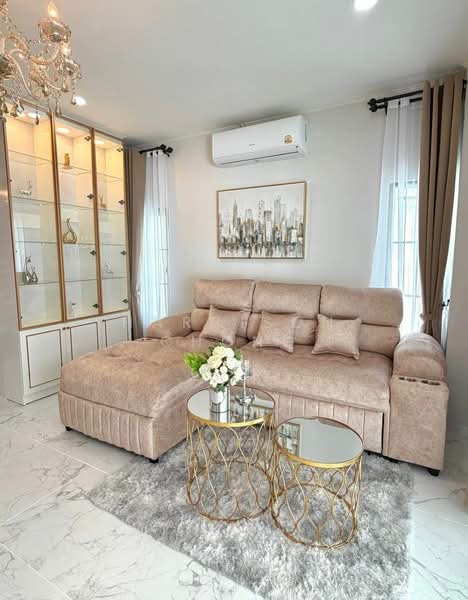 4-BR Villa, Chon Buri (Pattaya), Nong Pru, Bang Lamung (Pattaya), Chon Buri (Pattaya), 4 Bedrooms, 250 sqm, Villa For Sale, by Harrison Chong, 500407461 - DDproperty.com