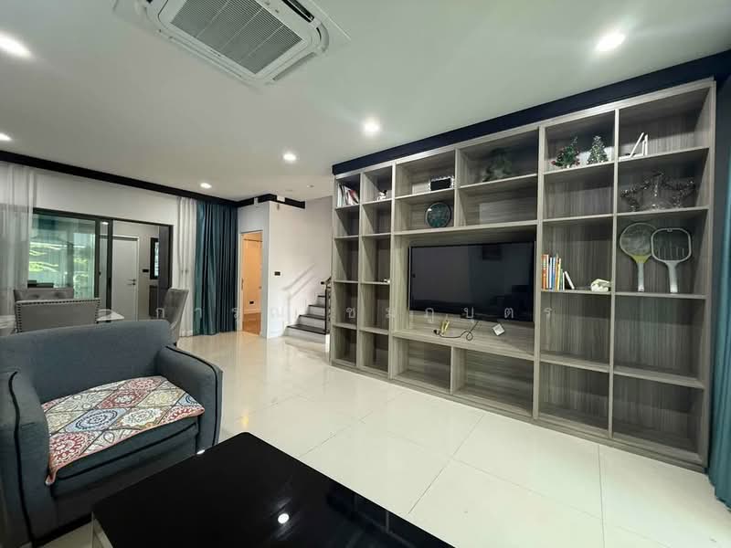 Setthasiri-Krungthep Kreetha 2, Bangkok, Krungthep Kreetha Road, Hua Mak, Bang Kapi, Bangkok, 4 Bedrooms, 250 sqm, Single Detached House For Rent, by การุณ ชมภูบุตร, 500407469 - DDproperty.com