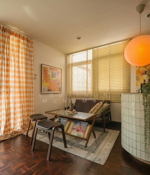 Business Takeover: Fully Renovated 2-Story Mid-Century Detached House in Ekkamai, Bangkok, Khlong Tan Nua, Watthana, Bangkok, , 150 sqm, Retail Space For Sale, by Chutinun Mungmai, 500407519 - DDproperty.com